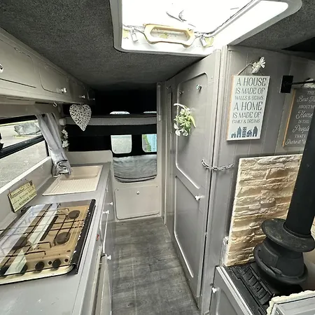 Retro Camper Hire Discover Ireland * Dublin