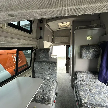 Retro Camper Hire Discover Ireland Campingplads *