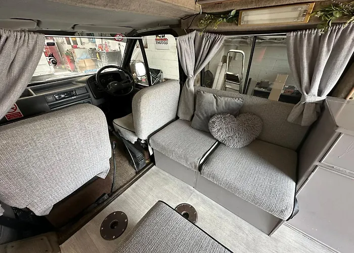 Campingplads Retro Camper Hire Discover Ireland Dublin