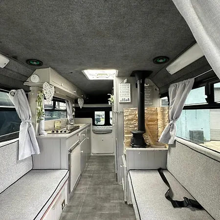 Retro Camper Hire Discover Ireland * Dublin