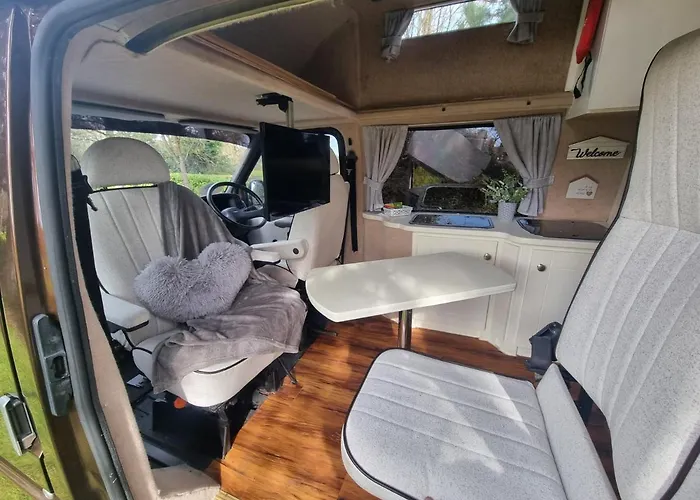 Retro Camper Hire Discover Ireland Campsite *