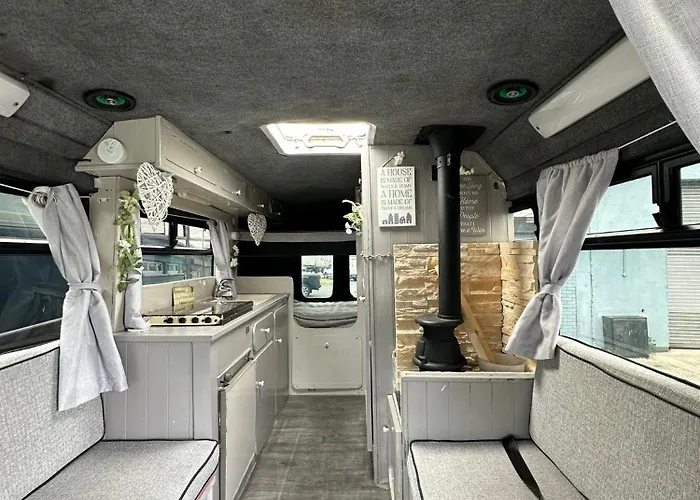 Retro Camper Hire Discover Ireland * Dublin