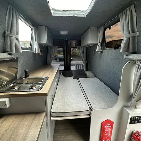 Retro Camper Hire Discover Ireland * Dublin