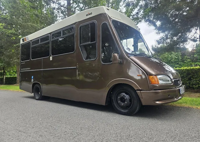 Retro Camper Hire Discover Ireland * Dublín